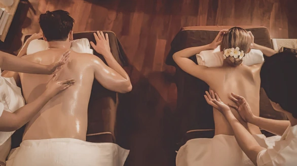 Thai Couple Massage